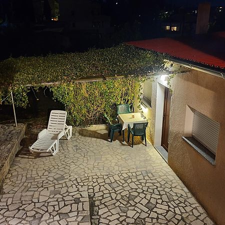 Apartments Vesna Avsec - คิร์ก ภายนอก รูปภาพ